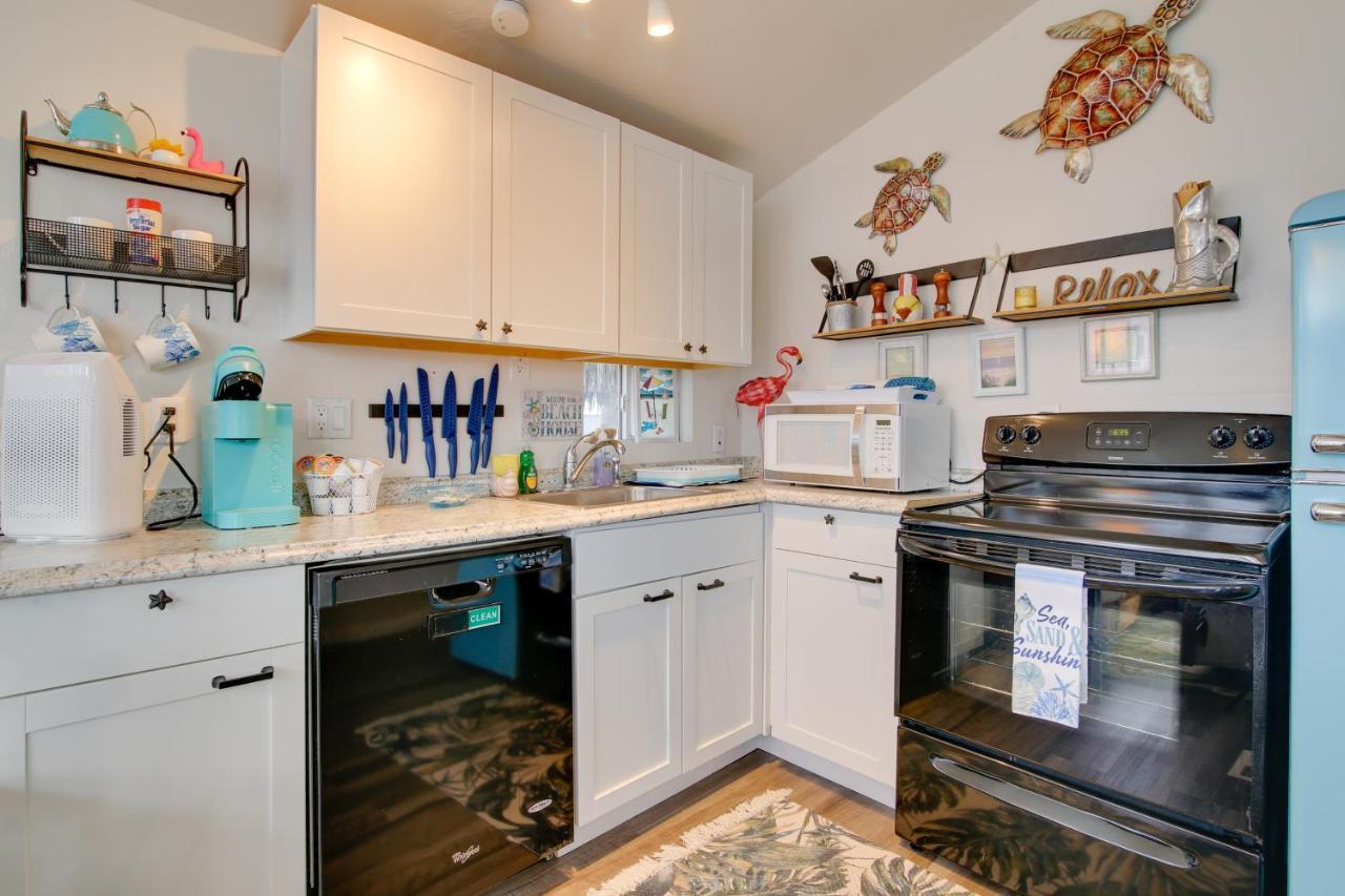 Cozy Waterfront Port Isabel Cottage With Deck! 외부 사진